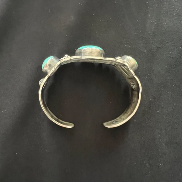 bracelet - Picture 2 of 2